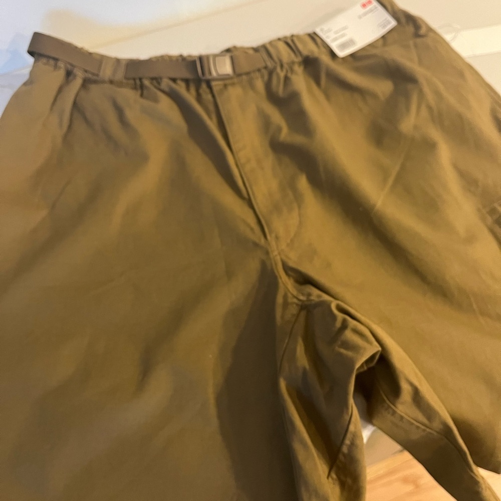 Uniglo NWT climbing shorts